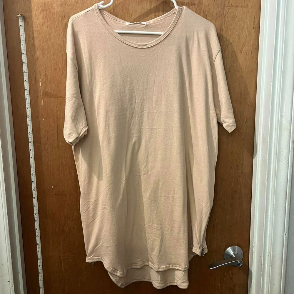 🐻Size L - EPTM - NWT Short Sleeve Knit Pullover w/Zipper Trim